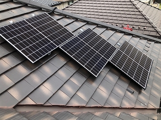 柏市　Ｋ様　ＨＱセルズ4.93kW太陽光発電+EIBS7設置工事のサムネイル