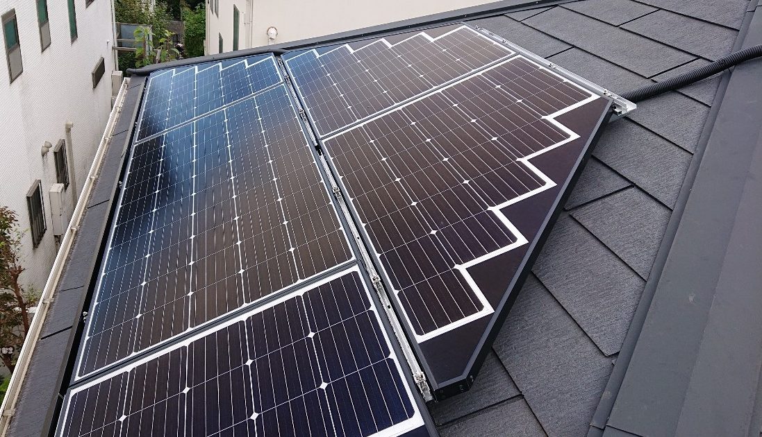 世田谷区　U様　長州産業4.632kW太陽光+スマートマルチ9.8kWh蓄電池設置工事のサムネイル