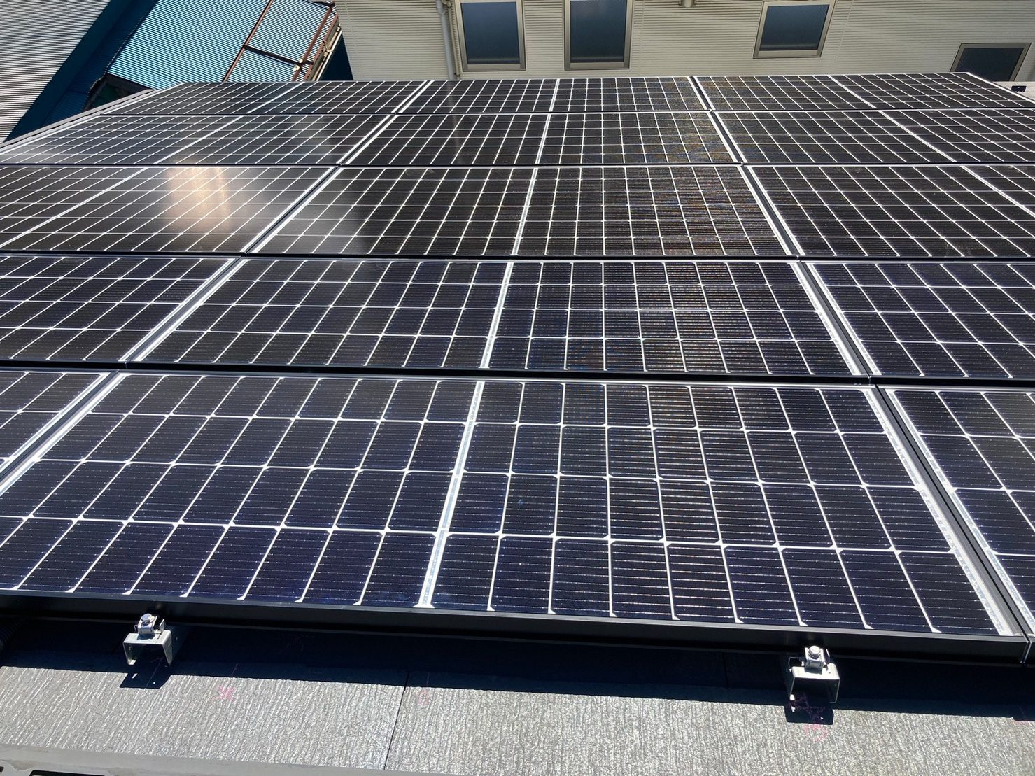 府中市　K様　長州産業4.398kW太陽光+スマートマルチ9.8kWh蓄電池設置工事のサムネイル