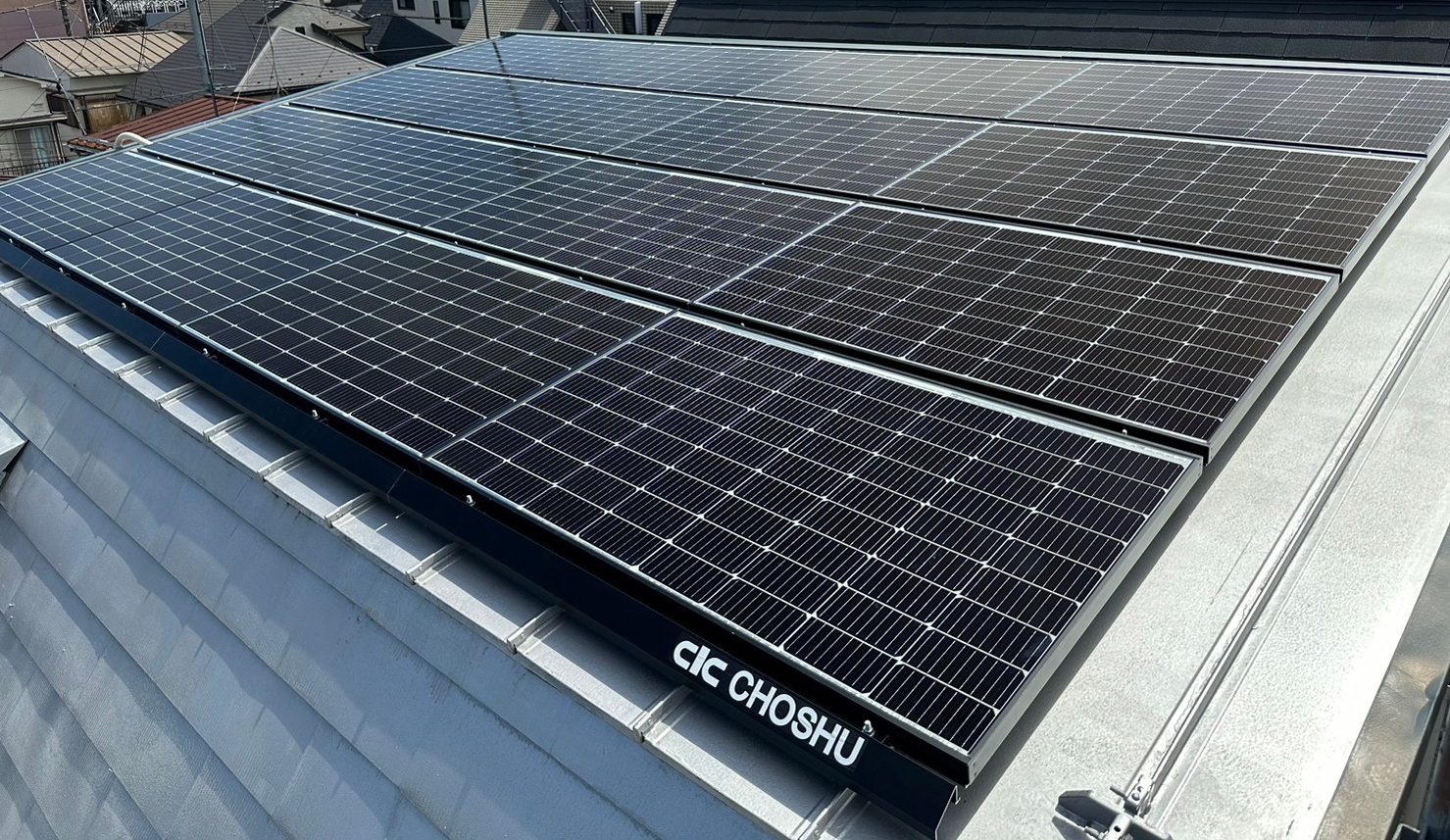 豊島区　S様　長州産業3.568kW太陽光+スマートマルチ9.8kWh蓄電池設置工事のサムネイル